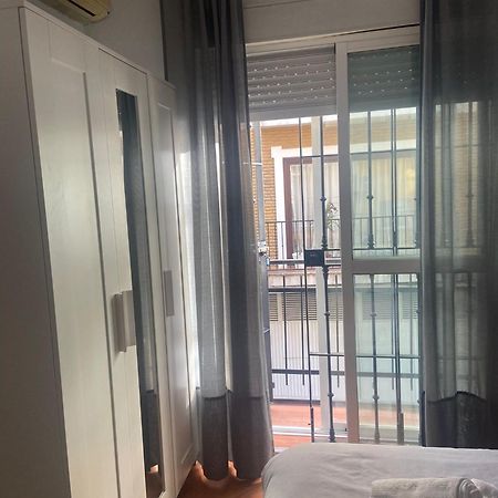 Apartamento Plaza De La Alfalfa Seville Luaran gambar