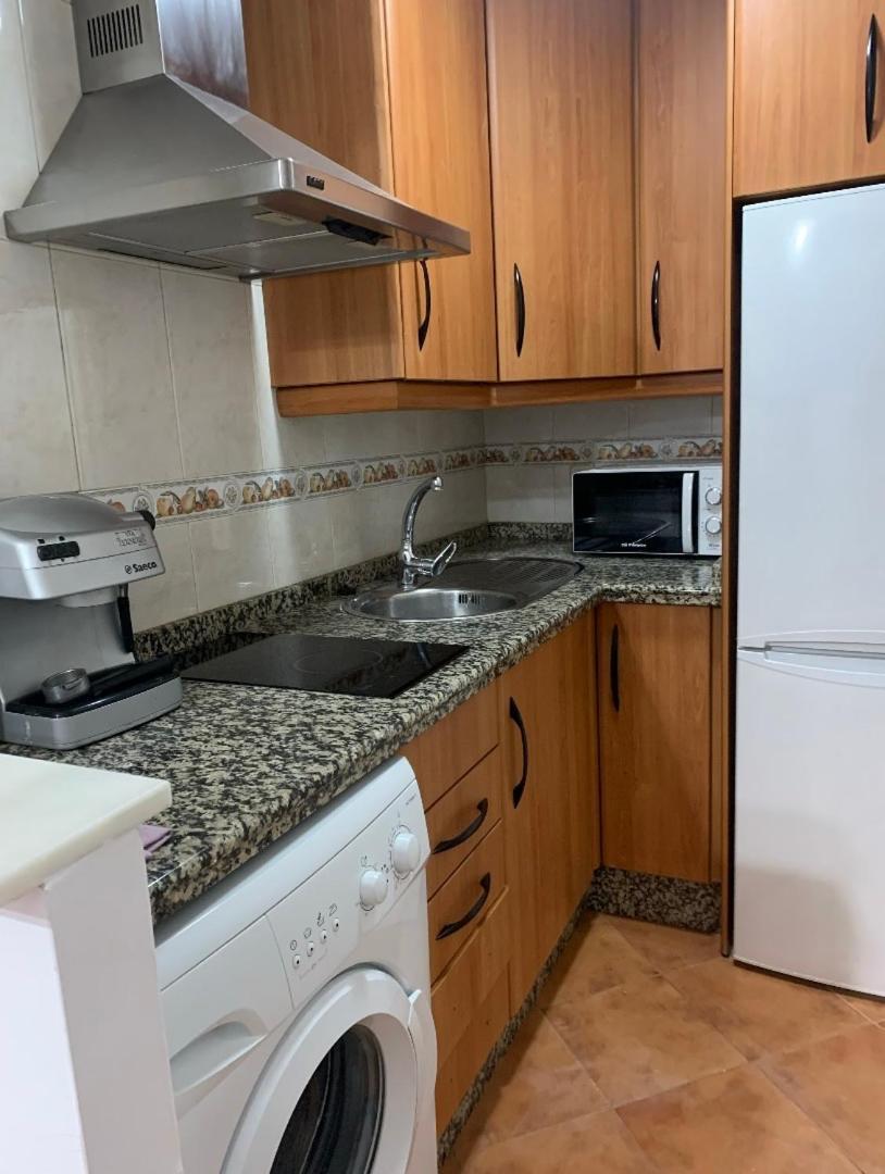 Apartamento Plaza De La Alfalfa Seville Luaran gambar